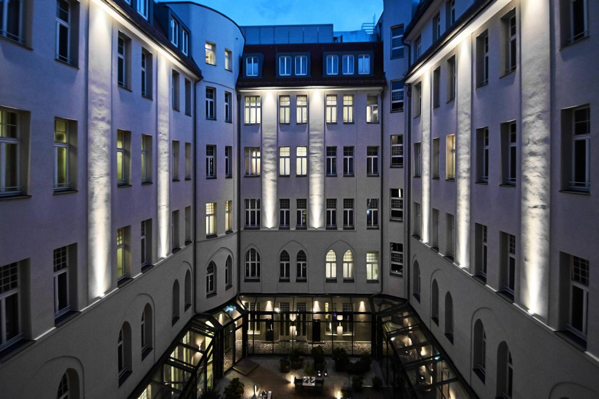 Roomers Berlin Steinplatz, Autograph Collection 外观 照片